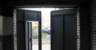 Купить гаражные ворота распашные Нижнекамск, цена от 3927 руб.