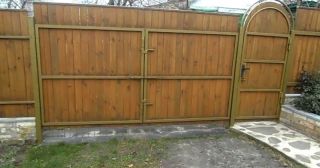 Купить распашные ворота деревянные Нижнекамск, цена от 2775 руб.